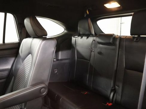 Used 2023 Toyota Highlander XSE AWD/4WD image 31