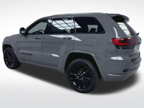 Used 2021 Jeep Grand Cherokee Laredo X AWD/4WD image 6