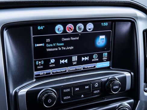 Used 2017 GMC Sierra 1500 SLE w/ SLE Value Package image 34