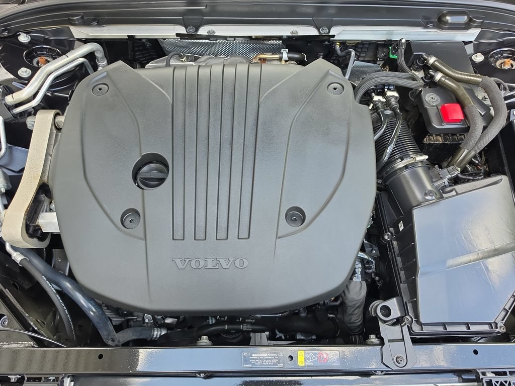 Used 2024 Volvo S60 B5 Core AWD/4WD image 16