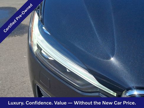 Certified 2023 Volvo XC60 B5 Plus w/ Climate Package AWD/4WD image 10