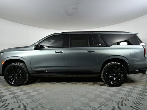 Used 2023 Cadillac Escalade ESV Sport w/ LPO, ONYX Package image 2