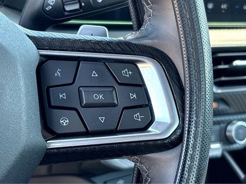 Used 2025 Ford Mustang GT RWD image 12