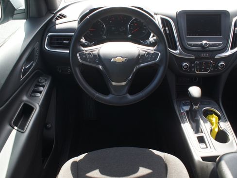 Used 2024 Chevrolet Equinox LT AWD/4WD image 5
