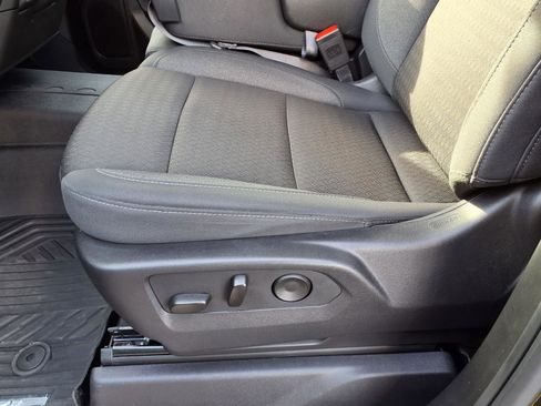 Used 2025 Chevrolet Silverado 1500 Custom Trail Boss image 24