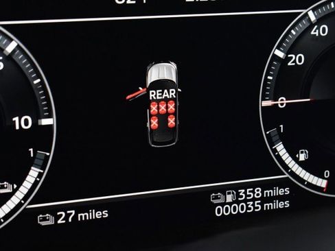 Used 2024 Mitsubishi Outlander GT AWD/4WD image 29