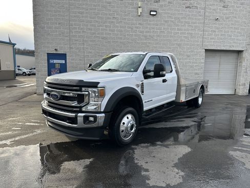 Used 2021 Ford F550 4x4 SuperCab Super Duty w/ XLT Value Package image 2