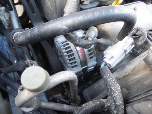 Used 2005 Toyota Highlander 4WD V6 w/ 3rd Row image 34