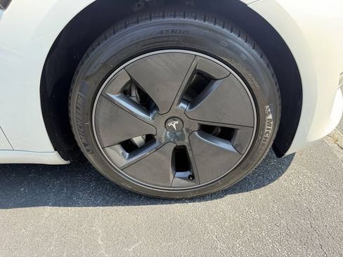 Used 2023 Tesla Model 3 Standard Range RWD image 43
