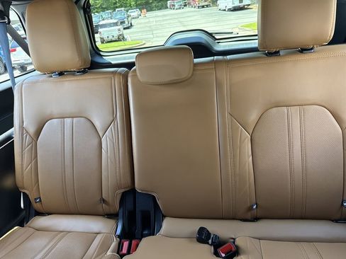 Used 2022 Ford Expedition Max Platinum AWD/4WD image 22