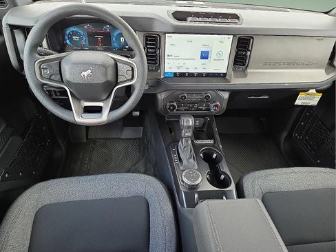 New 2025 Ford Bronco 4-Door w/ Sasquatch Package AWD/4WD image 11