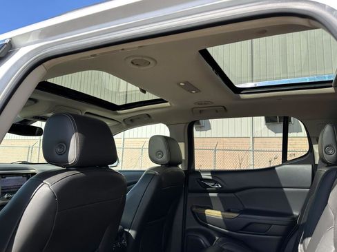 Used 2017 GMC Acadia Denali w/ Technology Package image 14