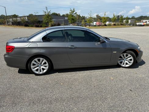 Used 2012 BMW 328i Convertible image 6