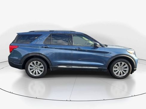 Certified 2020 Ford Explorer Limited RWD image 2