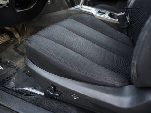 Used 2010 Subaru Outback 2.5i Premium image 31