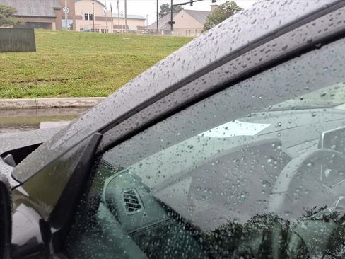 Used 2022 Nissan Sentra SV image 23