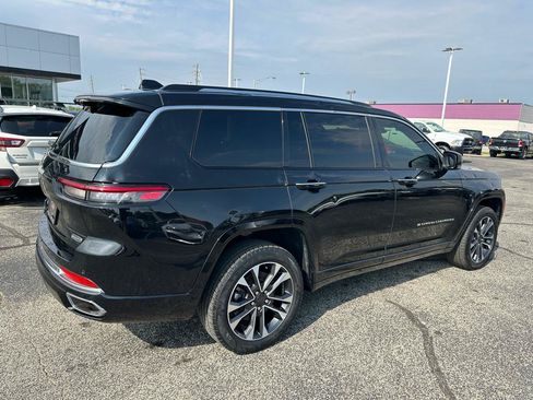 Used 2021 Jeep Grand Cherokee L Overland w/ Luxury Tech Group IV AWD/4WD image 8