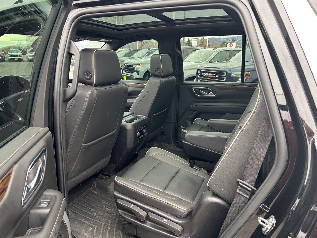 Used 2023 Chevrolet Tahoe Premier AWD/4WD image 8