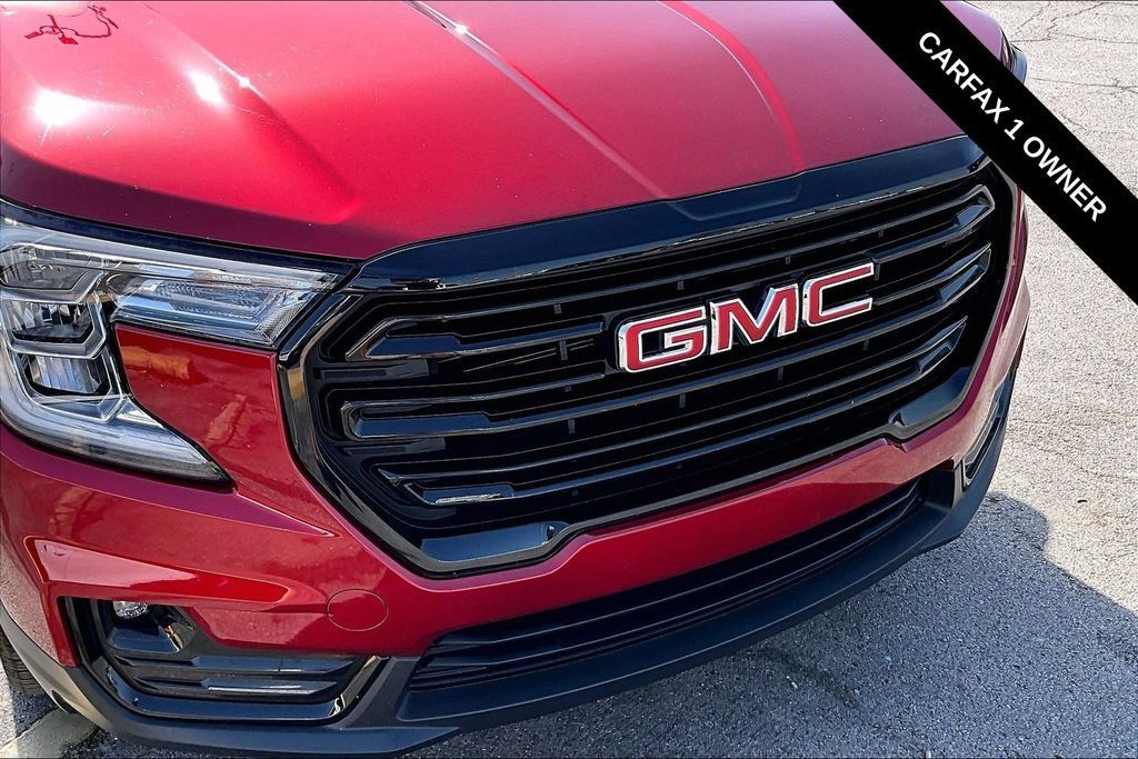Used 2024 GMC Terrain SLT w/ Elevation Edition AWD/4WD image 30