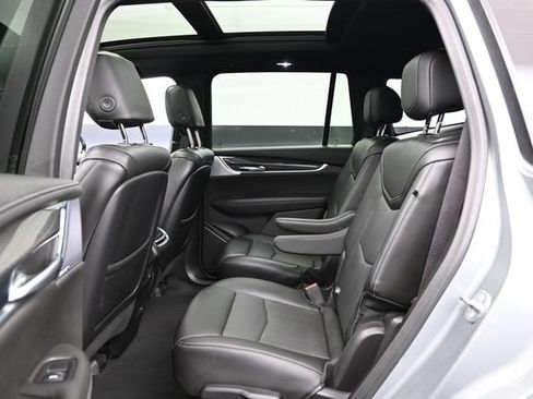Used 2024 Cadillac XT6 Sport w/ LPO, Onyx Lite Package AWD/4WD image 23