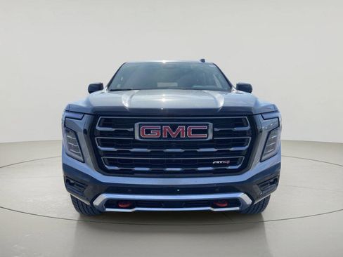 Used 2026 GMC Yukon AT4 AWD/4WD image 8