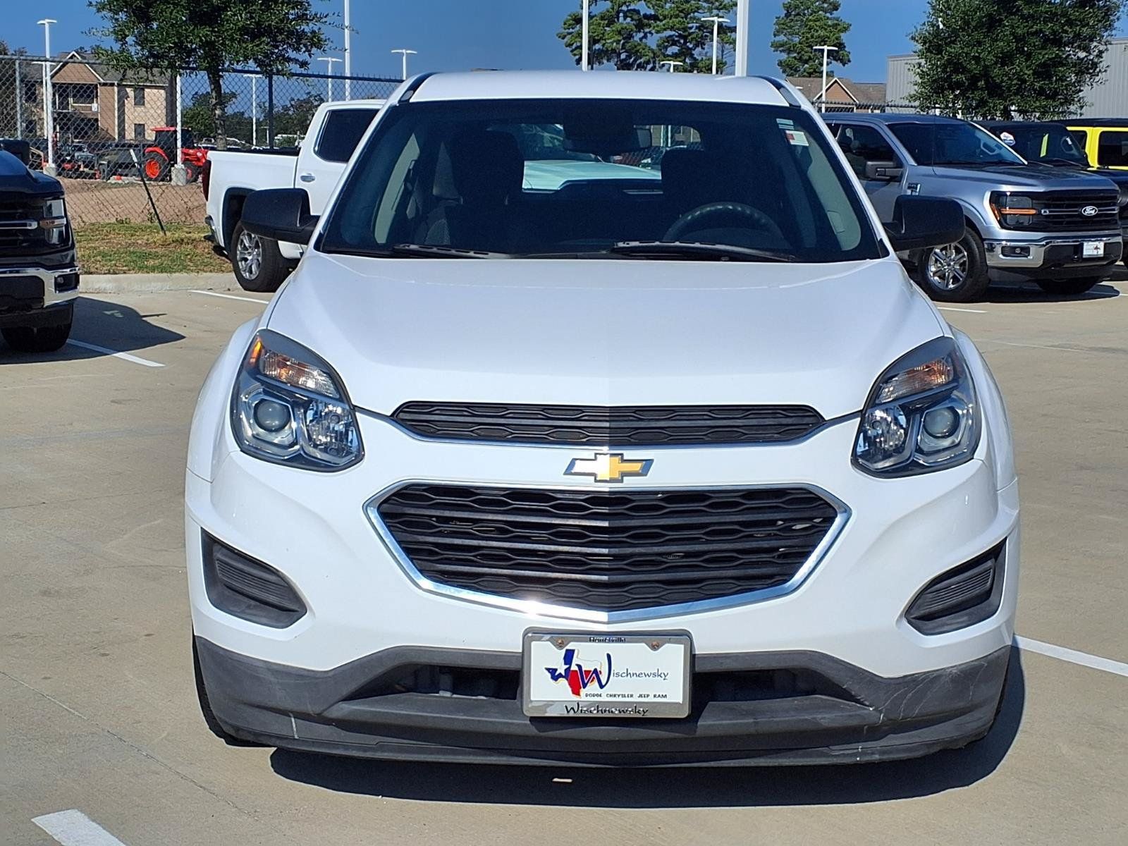 Used 2017 Chevrolet Equinox LS FWD image 3