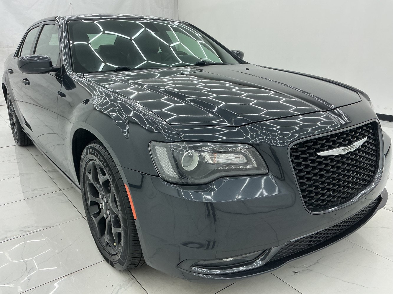 Used 2019 Chrysler 300 S AWD/4WD image 3