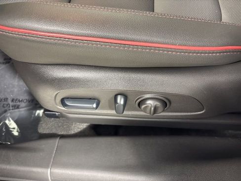 Used 2024 Chevrolet TrailBlazer RS image 23