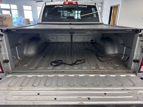 Used 2018 RAM 1500 Lone Star image 12