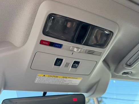 Used 2017 Subaru Forester 2.5i Touring image 26