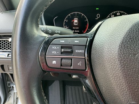 Certified 2025 Honda Civic Sport image 14