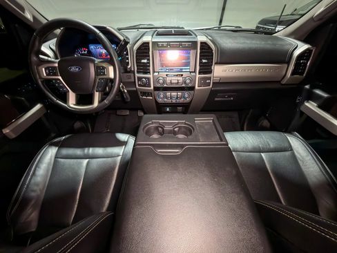 Used 2020 Ford F350 Lariat AWD/4WD image 10