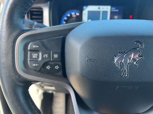 Used 2022 Ford Bronco Outer Banks image 26