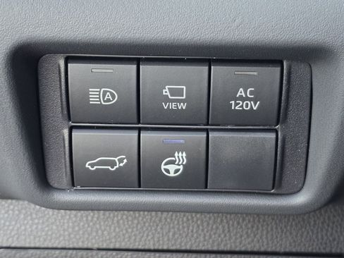 New 2026 Toyota Highlander Limited image 16