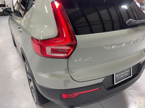 Used 2025 Volvo XC40 B5 Plus w/ Protection Package Premier image 13