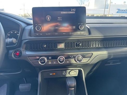 Used 2023 Honda CR-V LX image 17