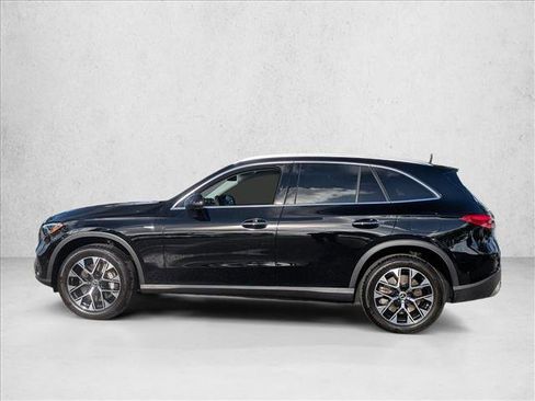 Certified 2025 Mercedes-Benz GLC 350e 4MATIC image 9