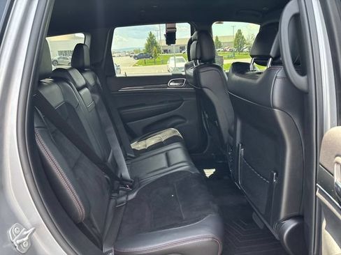 Used 2017 Jeep Grand Cherokee Trailhawk AWD/4WD image 24