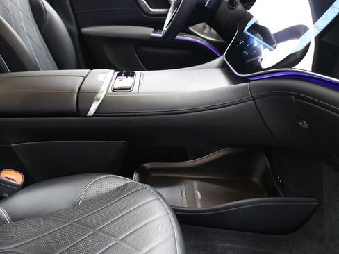 Used 2023 Mercedes-Benz EQS 580 4MATIC SUV image 93