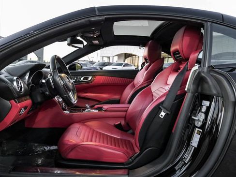 Used 2016 Mercedes-Benz SL 550 image 34