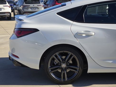 Used 2023 Acura Integra A-Spec image 16