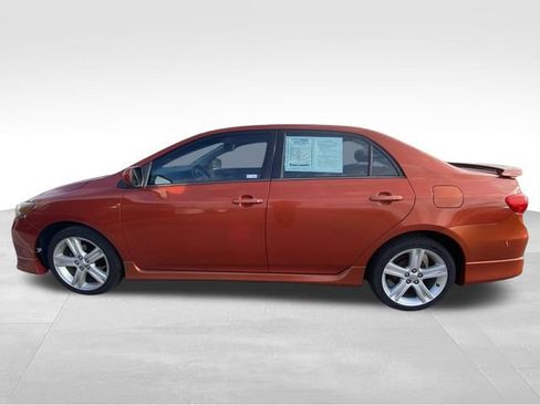 Used 2013 Toyota Corolla S Special Edition FWD image 4