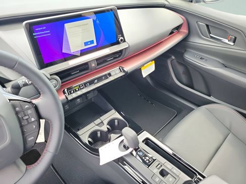 New 2026 Toyota Prius Plug-In Hybrid FWD image 27