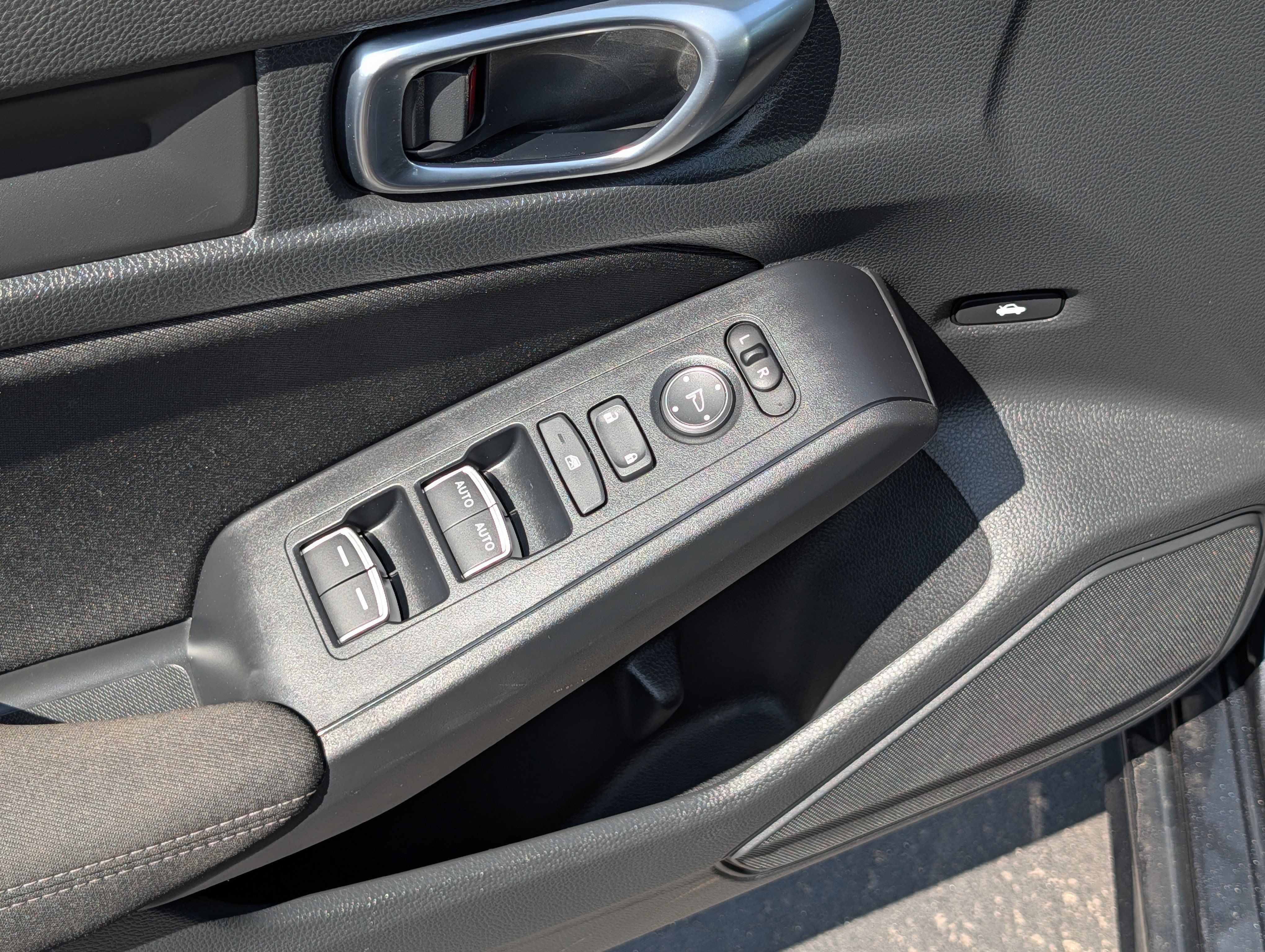 Used 2025 Honda Civic LX image 19