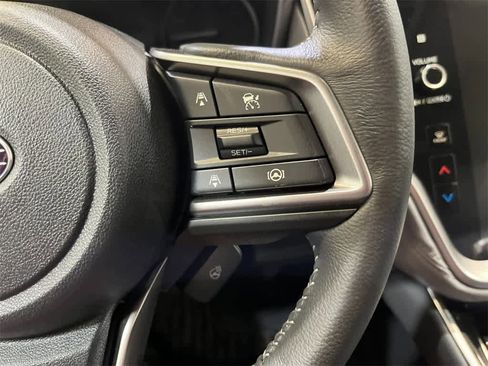 Certified 2025 Subaru Outback Limited image 18