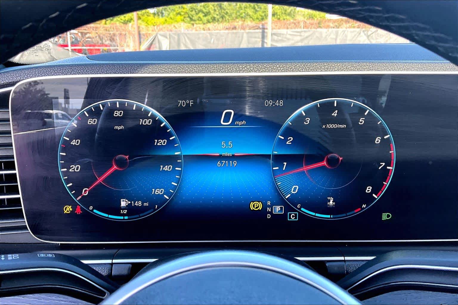 Used 2021 Mercedes-Benz GLE 350 w/ Premium Package image 26