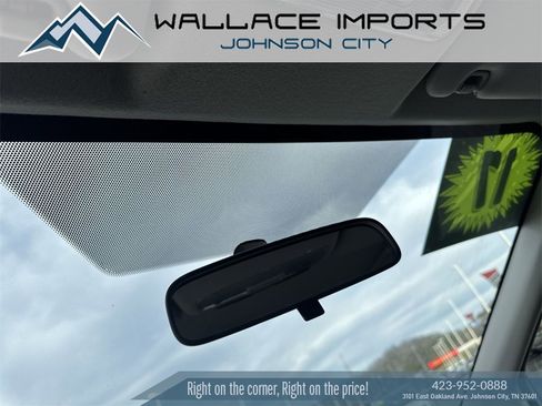 Used 2017 Subaru Crosstrek 2.0i Limited image 18