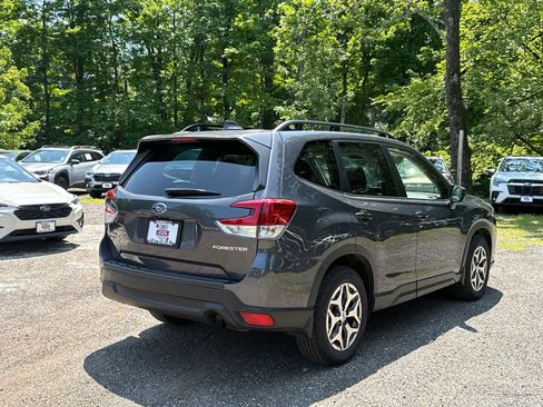 Certified 2023 Subaru Forester Limited AWD/4WD image 6