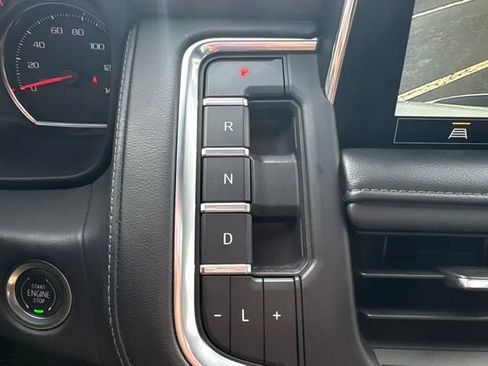 Used 2021 Chevrolet Suburban Z71 w/ Rear Media and Nav Package AWD/4WD image 20