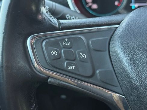 Used 2018 Chevrolet Malibu LT image 30